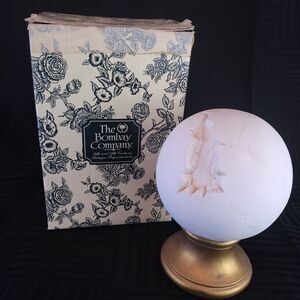 The Bombay Company Ball On Stand Gesso Sculpture 1165575 Art Display Decor Vtg